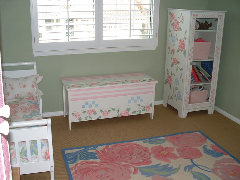 Hand-Painted Furniture